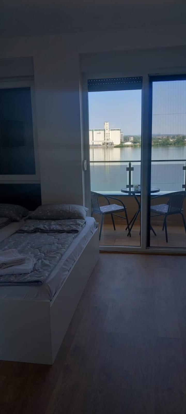 Apartment Casper Kladovo